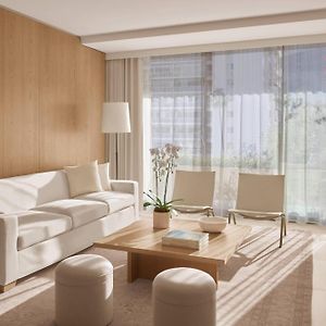 Superior Terrace Suite 1 Bedroom Suite 1 King City view